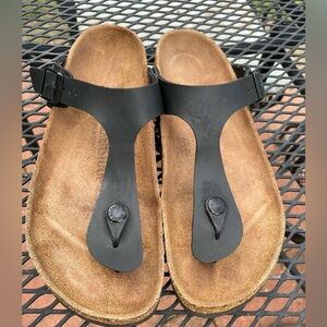 Birkenstock Gizeh 40 Women size 9 Men sz 7 Black Leather Sandal Slip-on flipflop
